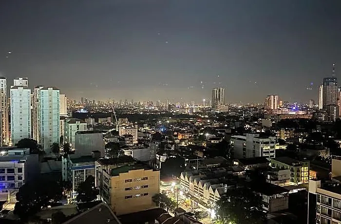 Pentfloor 1 At Urban Deca Edsa By Citystudio * Manila